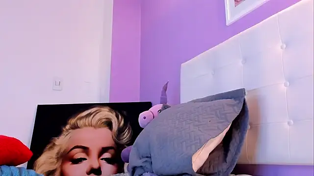 Charlotte11-11 webcam