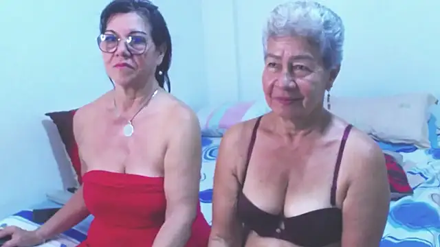 sexycristina_2 (Ask my age) - cum delicious