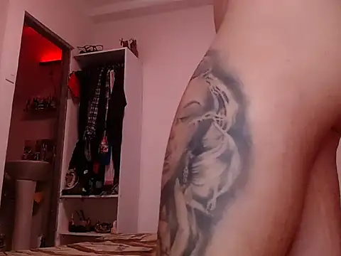 saara_johnson496 webcam