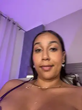 Webcam Model (MiilaBlake)  is live.Free join now!