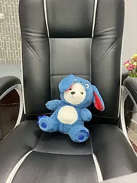 escape_with_me webcam