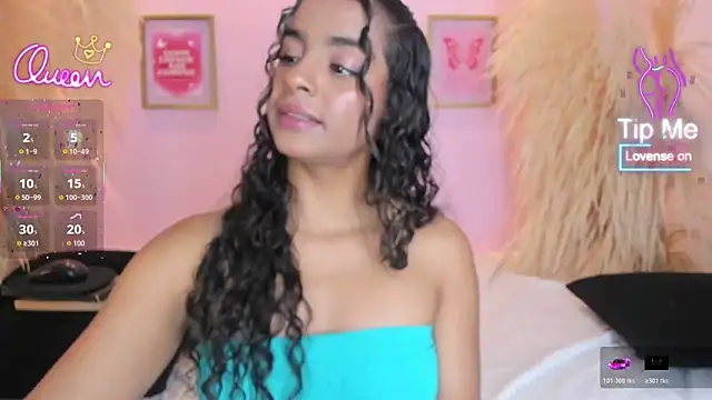 SunnyGilmoree webcam