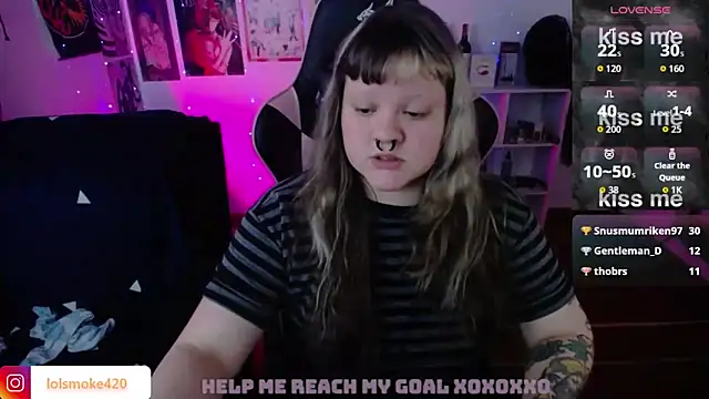 Bdsm_and_fries webcam