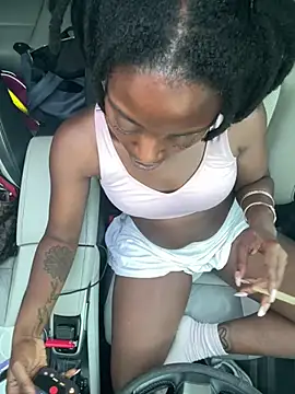 choclatepeaach webcam