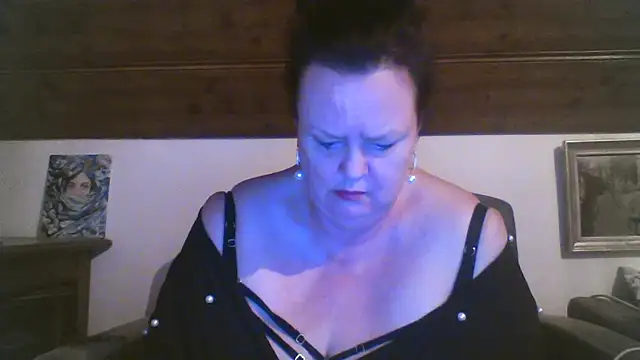 TiffanyMature webcam