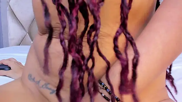 violett_rabbit_ webcam