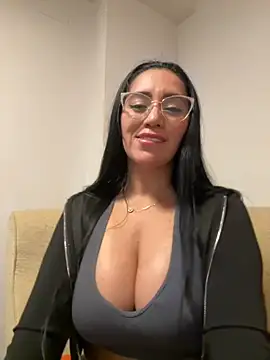 Tamara_jaay webcam
