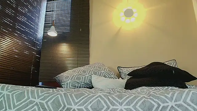 Damon_Salvarote_S webcam