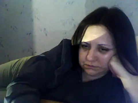 LockyCharm111 webcam