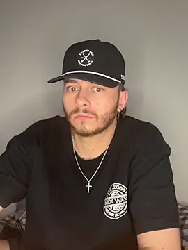 tallhungcloudzz webcam