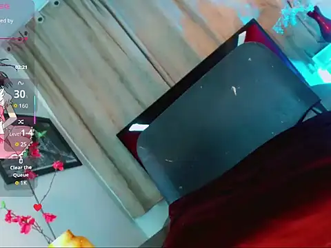 katha_Crawford webcam