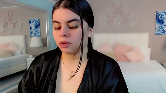 _Maddison_Ivanova_ webcam