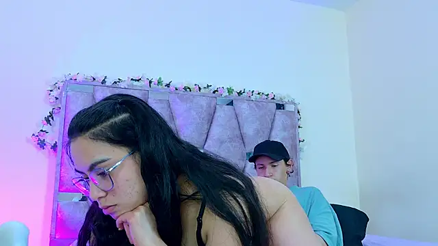 iris_and_damian webcam