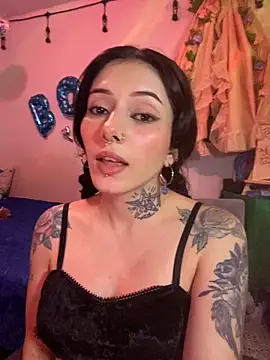 lilijones_ - LiliJones_'s free webcam - UK Sex Cams