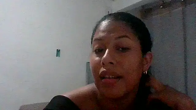Kitra_New webcam