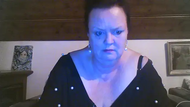 TiffanyMature webcam