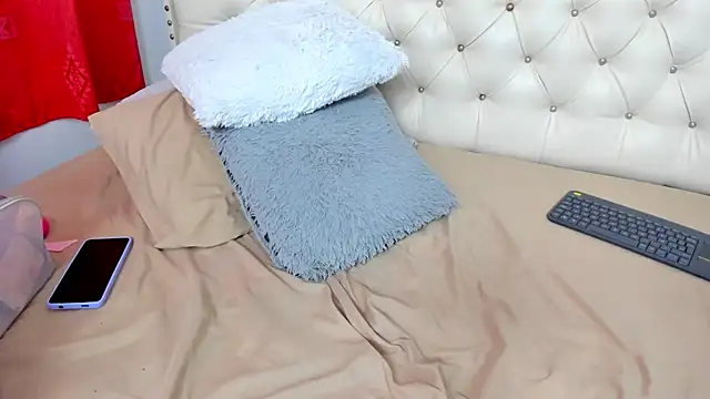 celena_wonder webcam