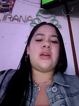 Kendra-daring webcam