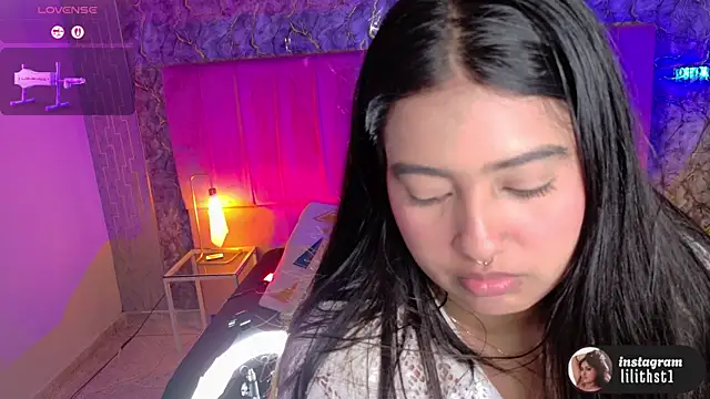 lilithst_ webcam