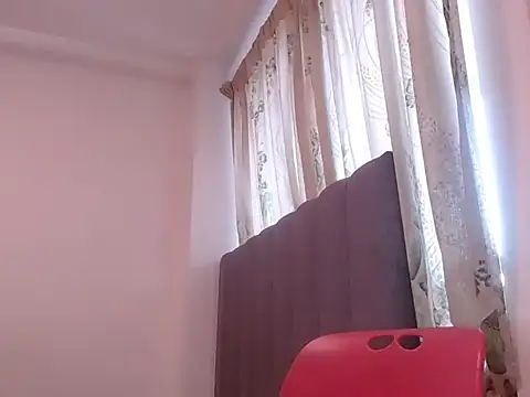 saara_johnson496 webcam