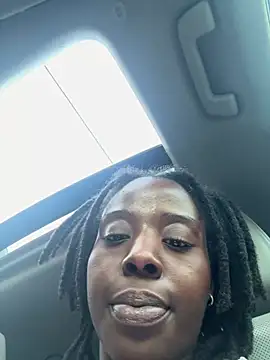 choclatepeaach webcam