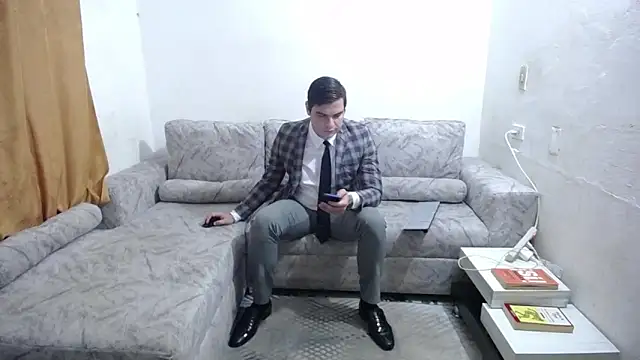 victor_maitland - Victor_Maitland's free webcam - UK Sex Cams