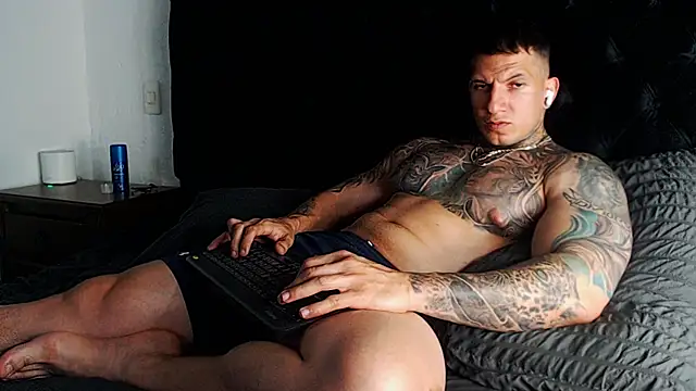 Shane_Clay webcam
