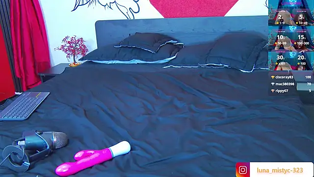 lunamistyc - Lunamistyc's free webcam - UK Sex Cams