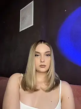 alisa_rise - Alisa_Rise's free webcam - UK Sex Cams