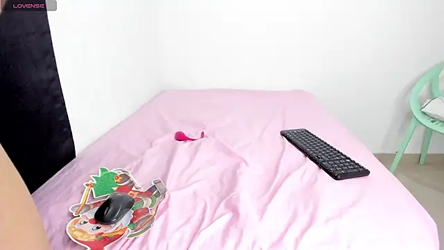 Olivia_Stevens webcam