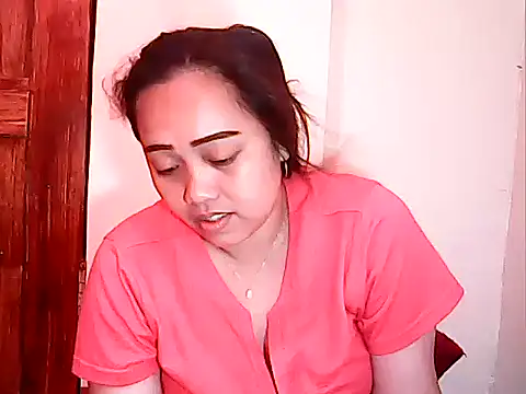 Pinay_Chubby20 webcam