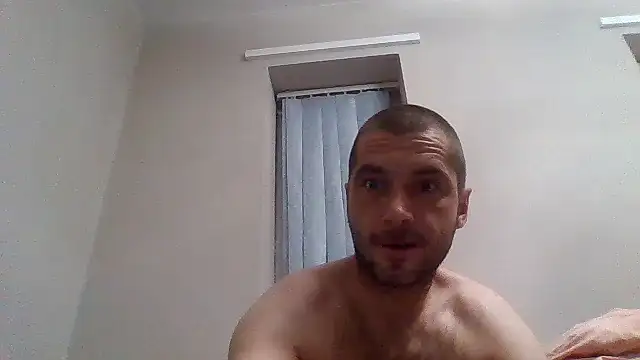 Kinkycouple142 webcam