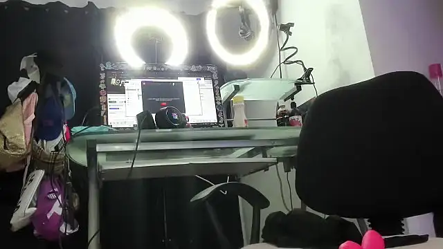 AliceFox_Milf webcam