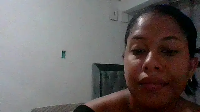 Kitra_New webcam