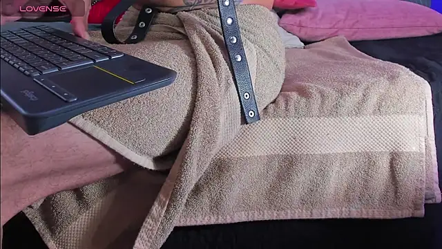 arcangel_harris webcam