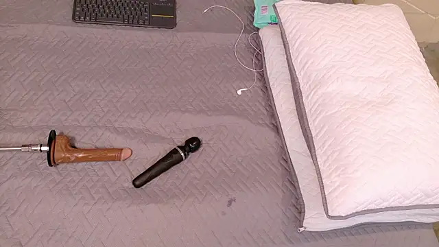 Mia_Bellefort webcam