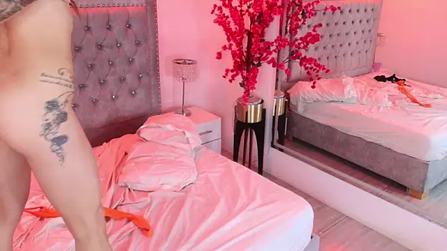 Juliieta_gray webcam