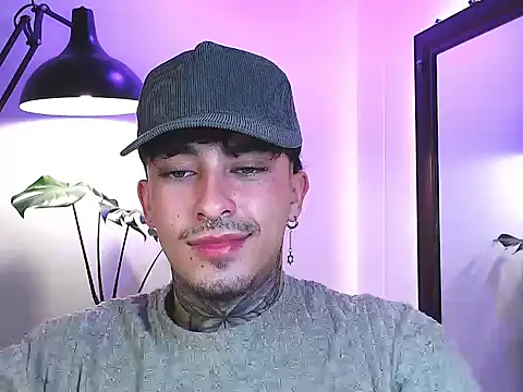 stevennavarro webcam