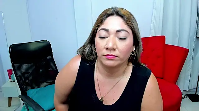 kendra_fire - Kendra_fire's free webcam - UK Sex Cams