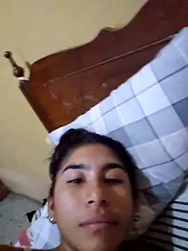 skinnyrox - Skinnyrox's free webcam - UK Sex Cams