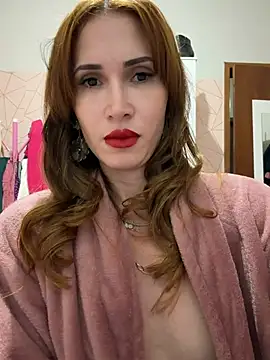 Irresistible24 webcam