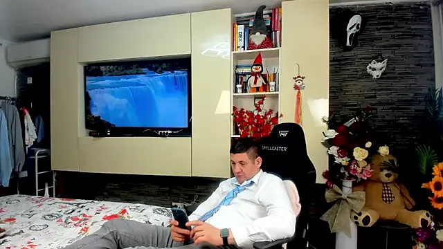 SpartacusDaddy48 webcam