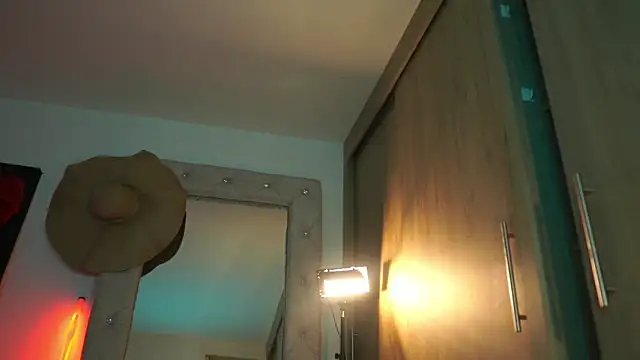 JulietaWinona webcam