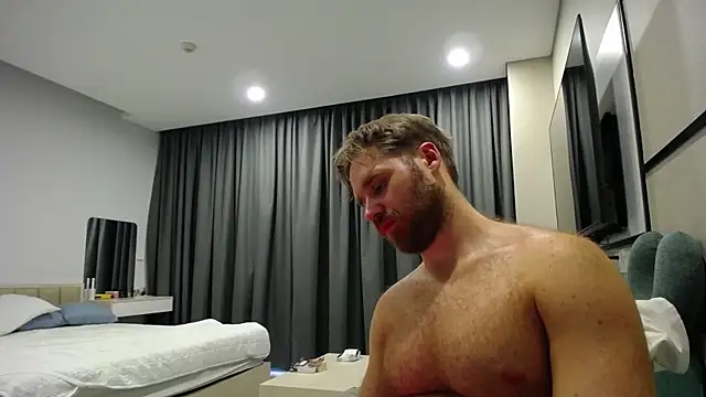 LorenzoLux live sex cam