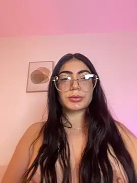 Mia_222 webcam