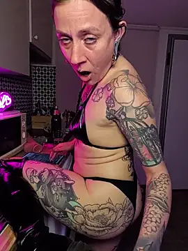 sarahpearlx - Live Cam