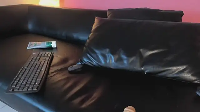 tiffanysurez_ (F young) - Ass hole close up + Gaping😍