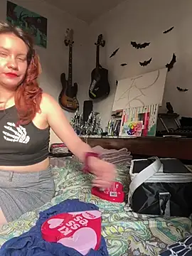 Nina-Chick777 webcam