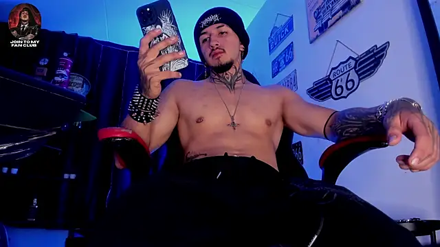 the_beast_master_ webcam