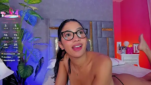Tyla_Ks live sex cam